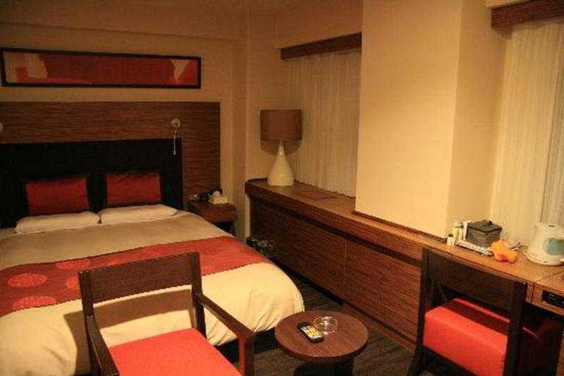 Mitsui Garden Hotel Osaka Yodoyabashi מראה חיצוני תמונה
