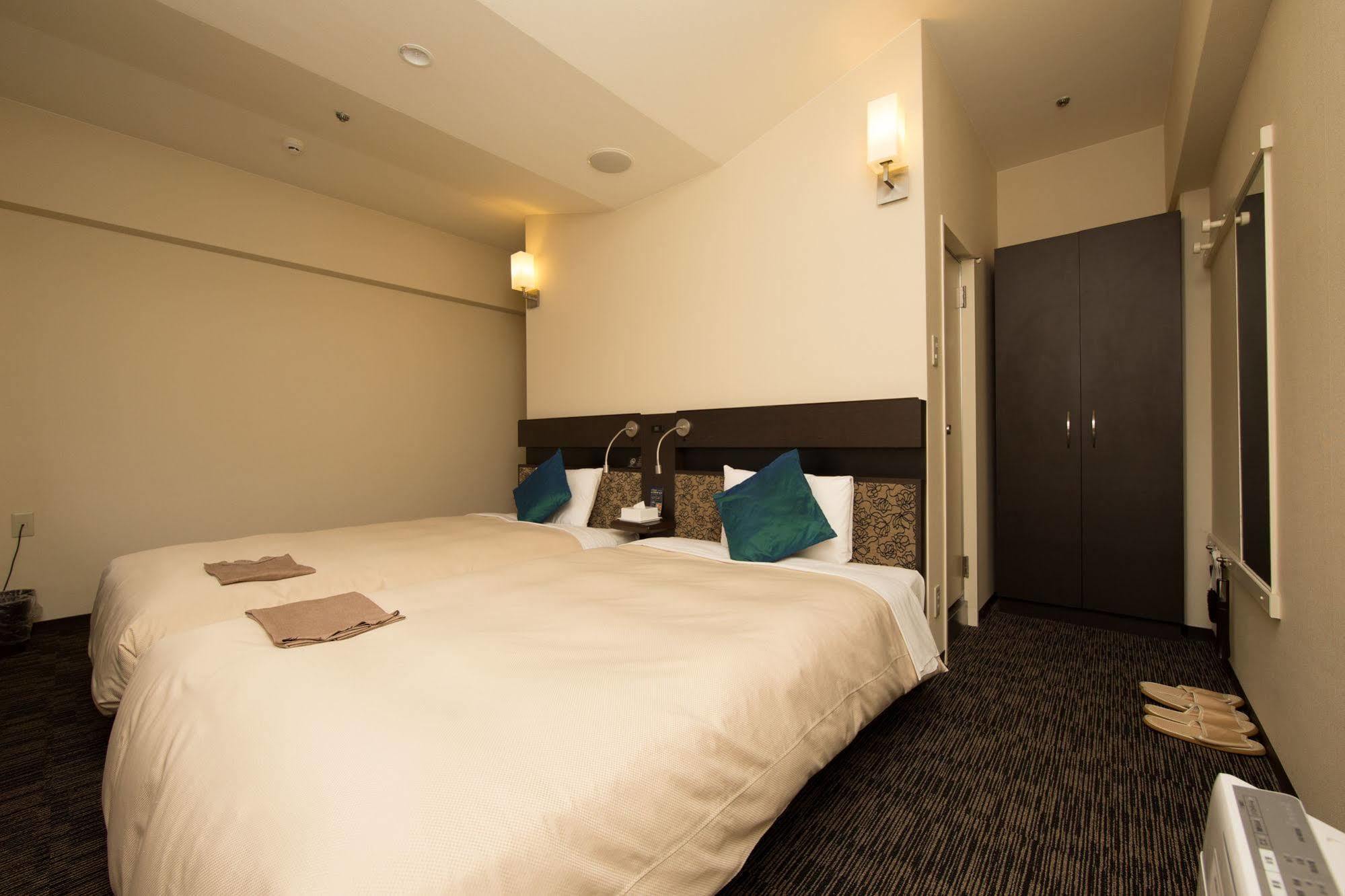 Mitsui Garden Hotel Osaka Yodoyabashi מראה חיצוני תמונה